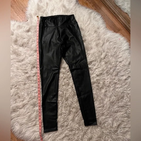 Wild fable faux leather leggings - Picture 3 of 8